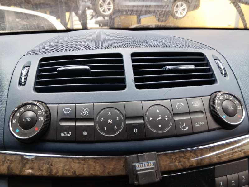 Climate control MERCEDESBENZ ECLASS (W211) E 240 (211.061) 2580774
