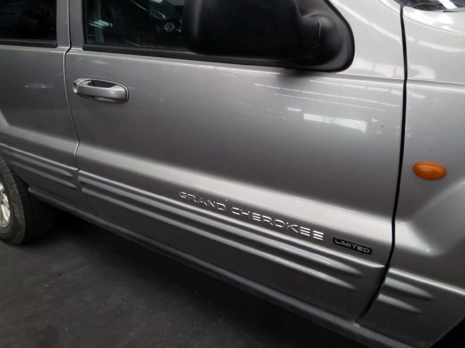 Jeep Grand Cherokee WJ altavoz de la puerta delantera derecha o izquierda