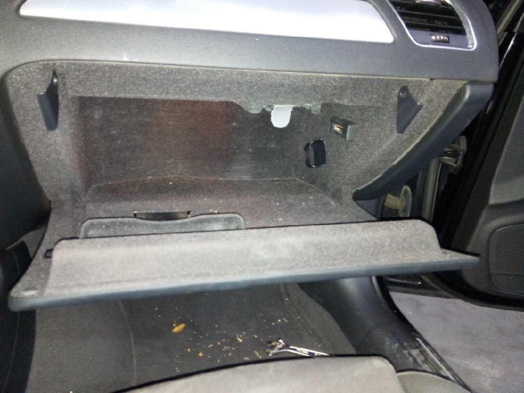 Boîte à Gants Audi A4 B9 Avant (2015-2018) - 2.0 TDI - Origine Audi - Pièce D'occasion Garantie