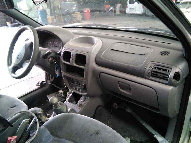 Tableau De Bord Renault Clio Ii Bb Cb 1 9 D B Cb0e B Parts