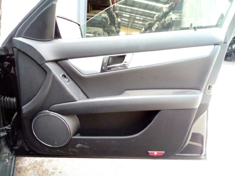 Right Front Door Panel Mercedes Benz C Class T Model S4 C 0 Cdi 4 1 B Parts