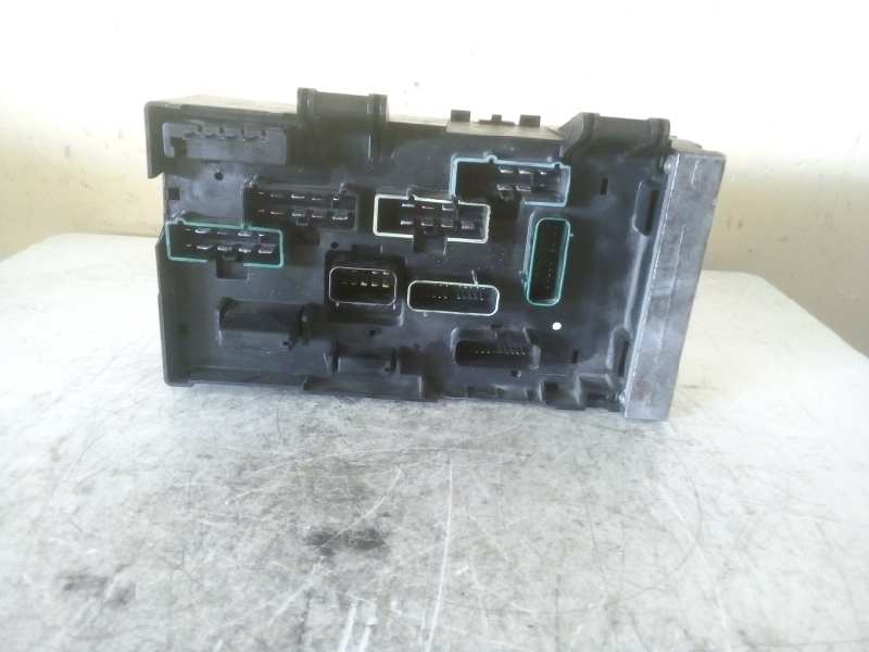 Fuse Box Chrysler Voyager Iv Rg Rs 2 4 04748479ac B Parts