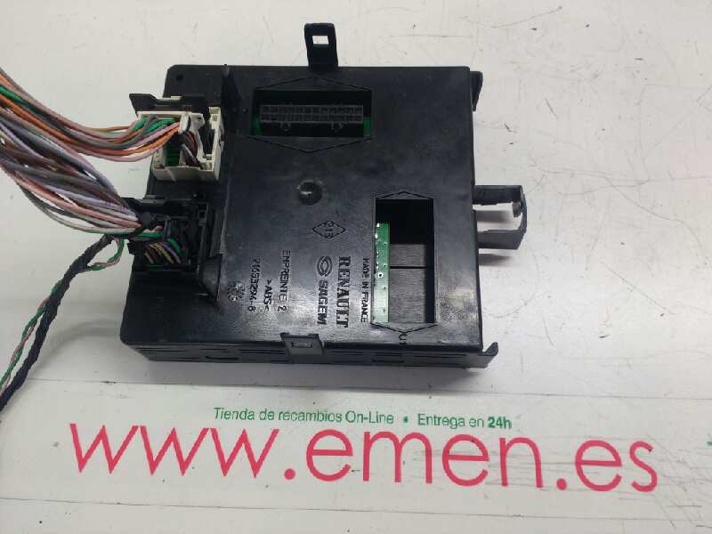 Fuse Box Renault Espace Iv Jk0 1 2 2 Dci Jk0h 8200403409