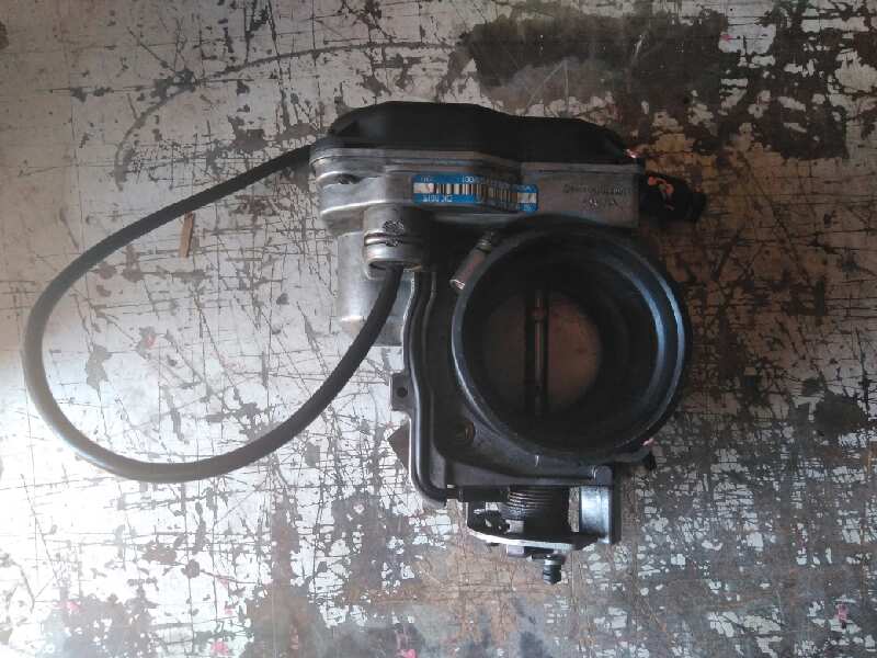 Throttle body MERCEDESBENZ CCLASS (W202) C 180 (202.018) 0001419125