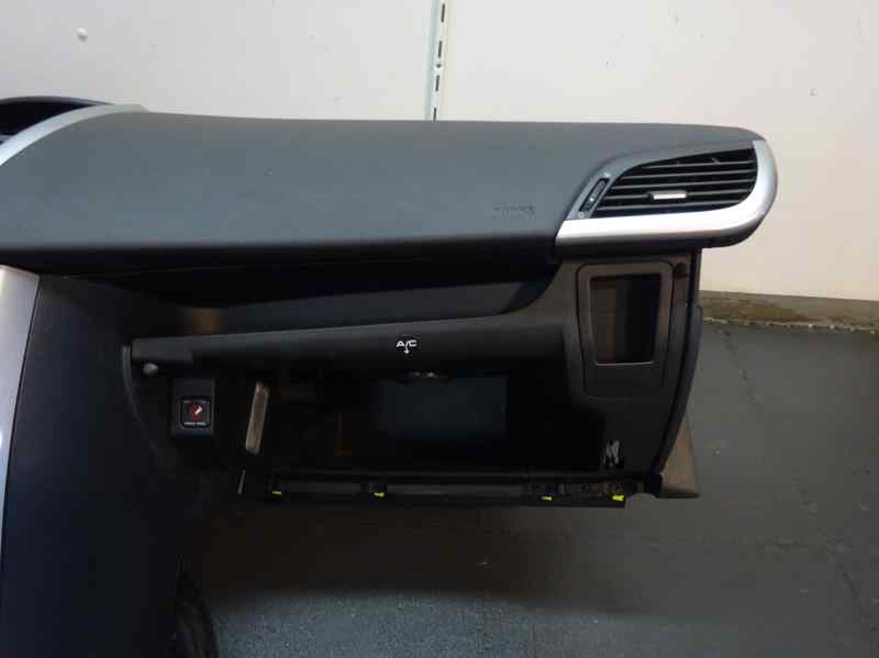 Aérateur Tableau De Bord Pour Peugeot 207/207+ (WA/WC/WM) 2007 - Réf. 9656992377 Occasion