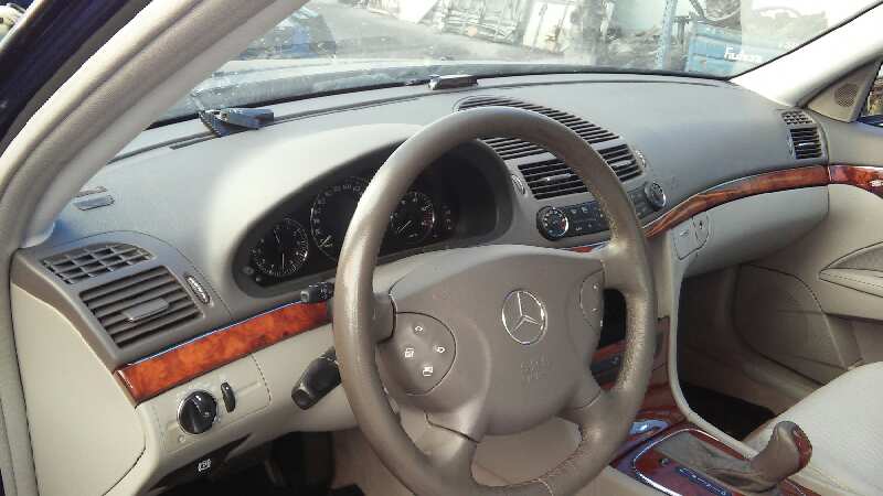 Dashboard Mercedes Benz E Class W211 E 270 Cdi 211 016 2116800687fkz B Parts