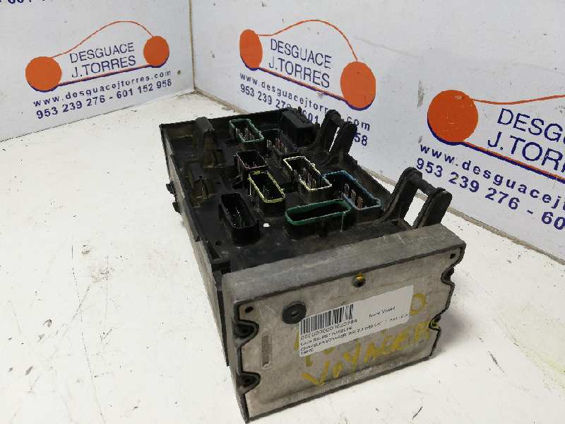 Fuse Box Chrysler Voyager Iv Rg Rs 2 5 Crd B Parts