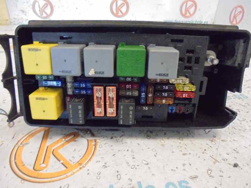 Fuse Box Mercedes Benz R Class W251 V251 R 350 Cdi 4 Matic
