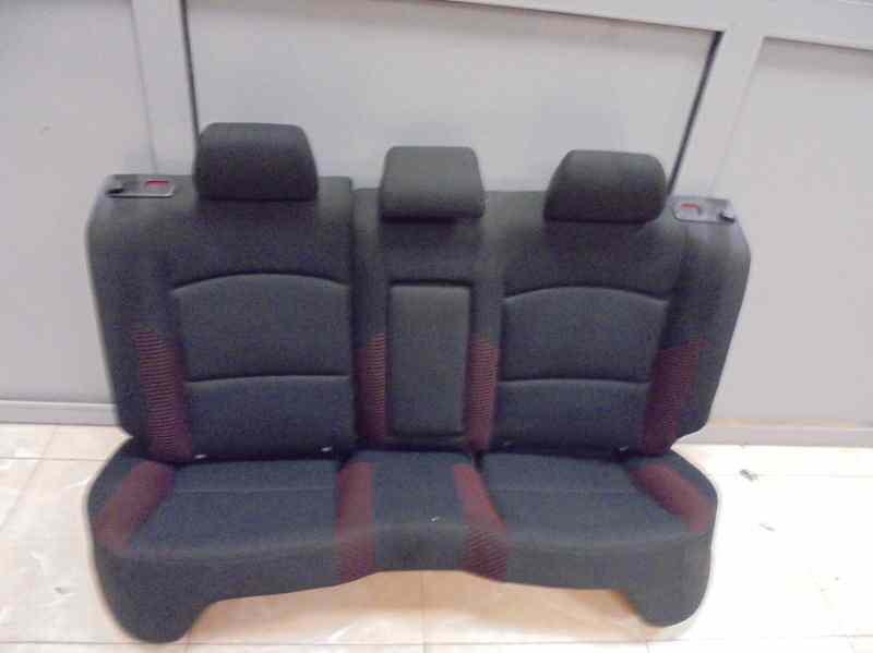 mazda 3 seats