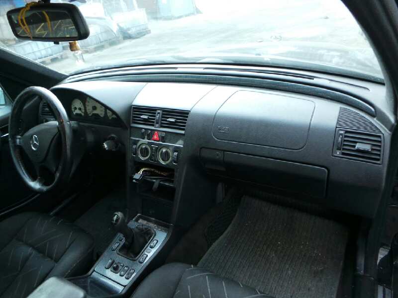 Dashboard Mercedes Benz C Class W202 C 220 Cdi 202 133 2026801188 B Parts