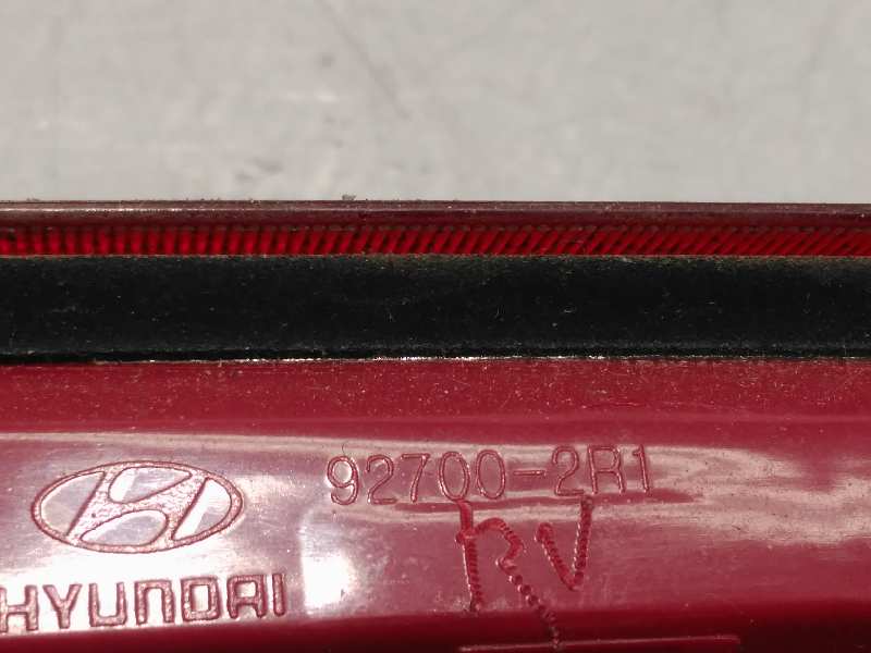 Third brake light HYUNDAI i30 Estate (FD) 1.6 CRDi 927002R1 BParts