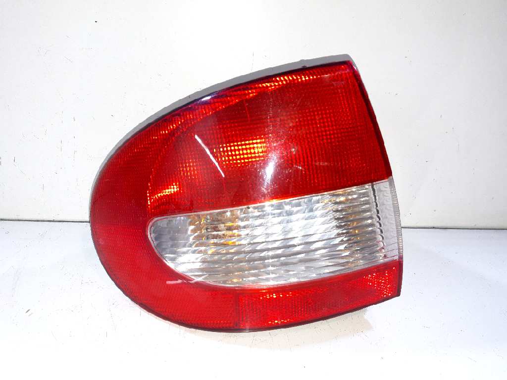 Tail Light Rear Lamp LEFT Fits RENAULT Megane Hatchback 1999-2001