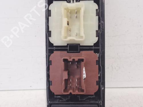 left-front-window-switch-renault-captur-i-j5_-h5_-2013-27184658 main image