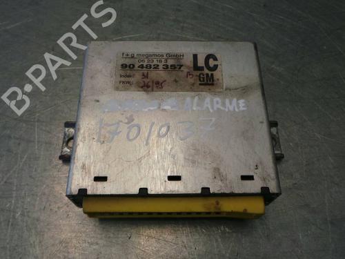 Comfort control module OPEL ASTRA F Estate (T92) 1.7 TDS (F35, M35) 0623183  90482357