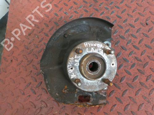 Used Right front steering knuckle HYUNDAI LANTRA II Estate (J-2) 1.6 16V (114 hp) 2240702