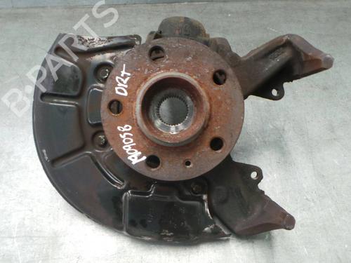 Used Right front steering knuckle VW GOLF IV (1J1) 1.4 16V (75 hp) 4631587