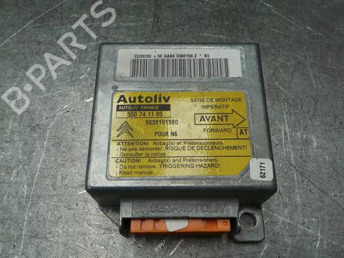 Used ECU airbags CITROËN XSARA (N1) 1.4 i (75 hp) 2593646