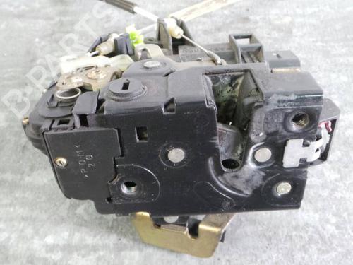 Fechadura trás esquerda AUDI A6 C5 Avant (4B5) 2.5 TDI | BP231413C100 