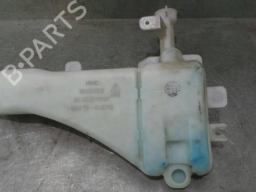 Used Windscreen washer tank HYUNDAI H-1 / STAREX Bus (A1) 2.5 TCi (99 hp) 1915407