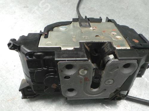 Zamek drzwi przednich prawych RENAULT MEGANE III Hatchback (BZ0/1_, B3_) 1.5 dCi (BZ0C) | BP3200960C97 