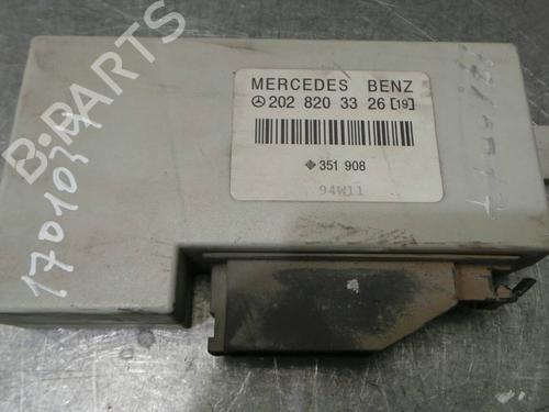Elektronisk modul MERCEDES-BENZ C-CLASS (W202) C 220 D (202.121) (95 hp) 330628