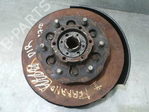Used Right front steering knuckle NISSAN TERRANO II (R20) 2.7 TD 4WD (101 hp) 4733460