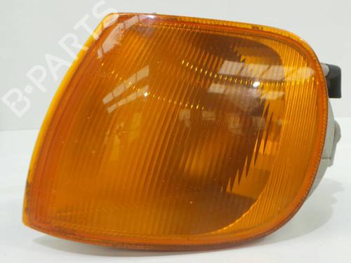 Used Left front indicator VW POLO III (6N1) 45 1.0 (45 hp) 4383818