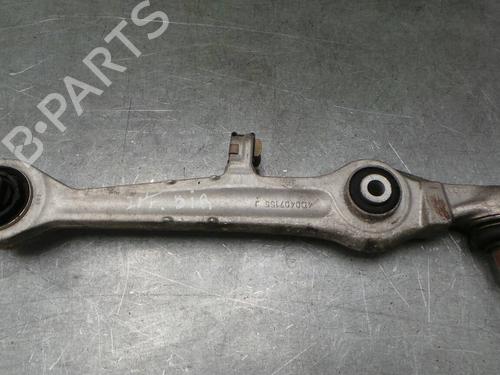 Højre fortil bærearm AUDI A8 D2 (4D2, 4D8) 2.8 (193 hp) 1284543