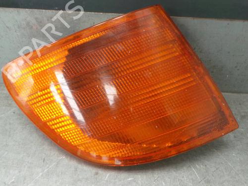 Used Right front indicator MERCEDES-BENZ VITO Van (W638) 110 D 2.3 (638.074, 638.078) (98 hp) 3183331