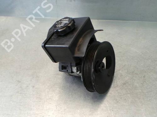 Used Steering pump VOLVO 850 Estate (855) 2.5 TDI (140 hp) 68061