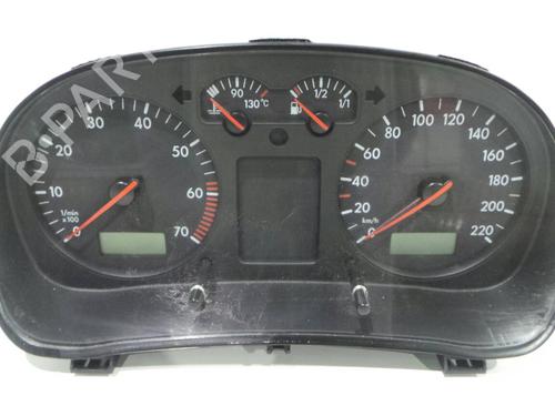 Used Instrument cluster VW GOLF IV (1J1) 1.4 16V (75 hp) 4725631