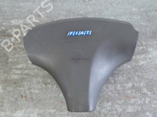 Used Driver airbag FIAT PUNTO (176_) 1.2 16V (86 hp) 239139