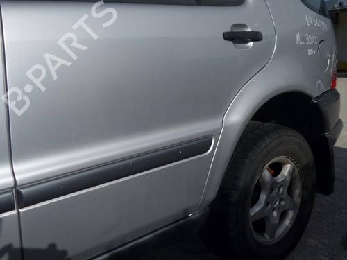 Dør venstre bak MERCEDES-BENZ M-CLASS (W163) ML 320 (163.154) | BP344778C4 