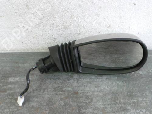 Używane Lusterko boczne prawe FIAT PUNTO (188_) 1.2 60 (188.030, .050, .130, .150, .230, .250) (60 hp) 827929