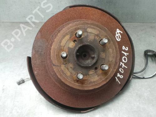 Venstre hjullejehus spindel TOYOTA AVENSIS (_T22_) 1.6 VVT-i (ZZT220_, ZZT220R) (110 hp) 3506553