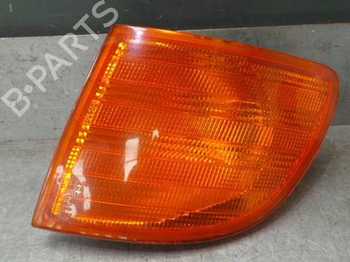 Used Left front indicator MERCEDES-BENZ VITO Van (W638) 112 CDI 2.2 (638.094) (122 hp) 3128629