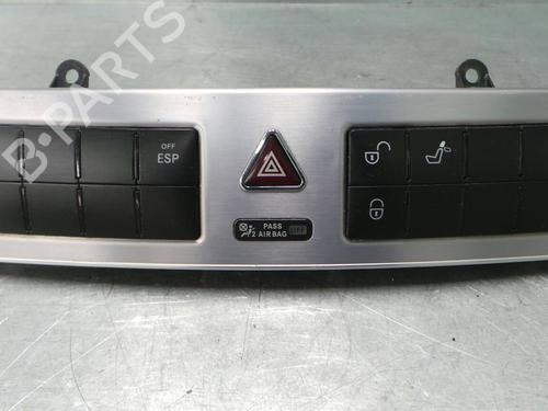 Electronic module MERCEDES-BENZ C-CLASS (W203) C 200 CDI (203.004) 2038704710 ; 3363.0103; 