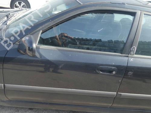 Used Left front door MITSUBISHI CARISMA (DA_) 1.9 TD (DA4A) (90 hp) 2680801