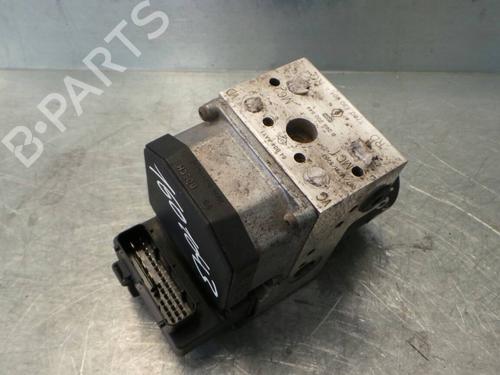 ABS pump RENAULT SCÉNIC I MPV (JA0/1_, FA0_) 1.9 dCi RX4 0265220544  7700430801