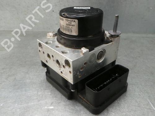 ABS pump TOYOTA YARIS (_P13_) 1.4 D (NLP130_, NLP130) | BP1076091M43 