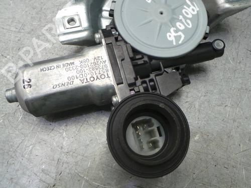Rudehejsemekanisme Højre foran TOYOTA YARIS (_P9_) 1.4 D-4D (NLP90_, NLP90R) | BP4634929C23 