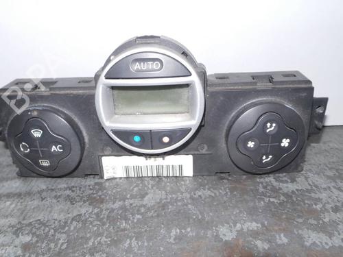 Used Climate control RENAULT SCÉNIC II (JM0/1_) 1.5 dCi (JM0F) (82 hp) 4244406