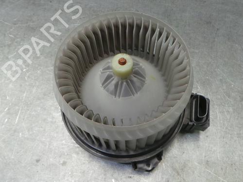 Used Heater blower motor SUZUKI SWIFT III (MZ, EZ) 1.3 DDiS (RS413D) (69 hp) 2341668