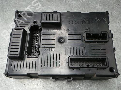 Used Electronic module RENAULT CLIO III (BR0/1, CR0/1) 1.2 16V (BR02, BR0J, BR11, CR02, CR0J, CR11) (75 hp) 2814354