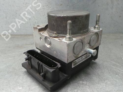Used ABS pump RENAULT CLIO III (BR0/1, CR0/1) 1.2 16V (BR02, BR0J, BR11, CR02, CR0J, CR11) (75 hp) 3147576