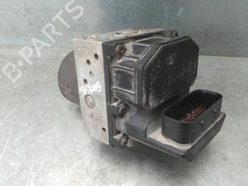 Used ABS pump FORD MONDEO III Turnier (BWY) 2.0 TDCi (130 hp) 3241164
