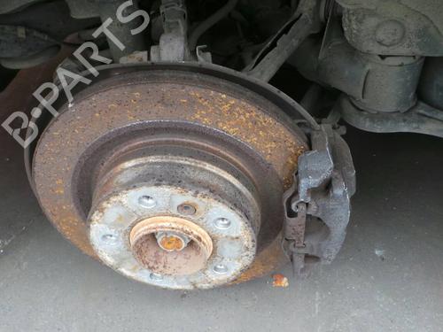 Used Right rear steering knuckle BMW 1 (E87) 118 d (143 hp) 3159421