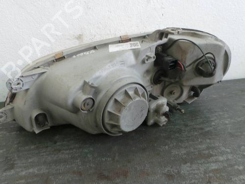 Right headlight KIA CARNIVAL I (UP, FL) 2.9 TDi | BP1282607C29 