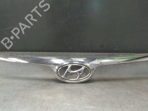 Used Grille HYUNDAI i30 (FD) 1.6 CRDi (90 hp) 1555119