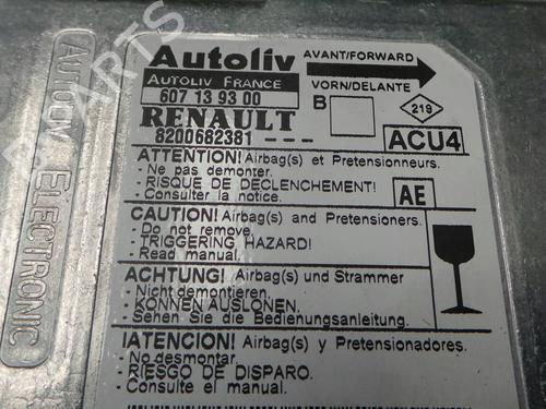 Airbag styreenhed RENAULT MEGANE II Estate (KM0/1_) 1.5 dCi (KM16, KM1E) | BP250683M53 
